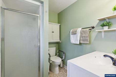 4040 Penticton Circle NE Salem OR 97305