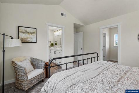 1511 11th Street Dallas OR 97338