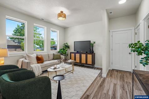 1511 11th Street Dallas OR 97338