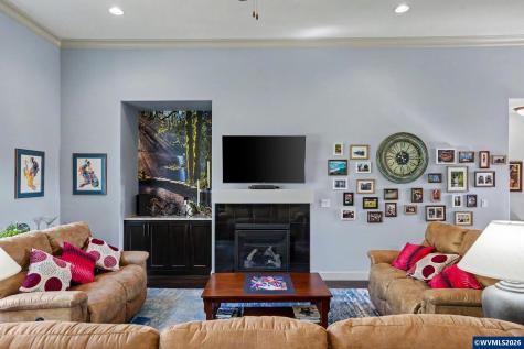 839 Sun Valley Avenue Silverton OR 97381