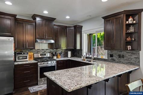 839 Sun Valley Avenue Silverton OR 97381