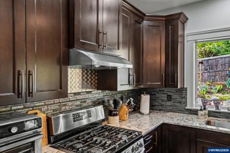 839 Sun Valley Avenue Silverton OR 97381