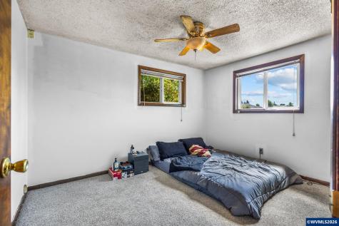 3965 48th Avenue NE Salem OR 97305
