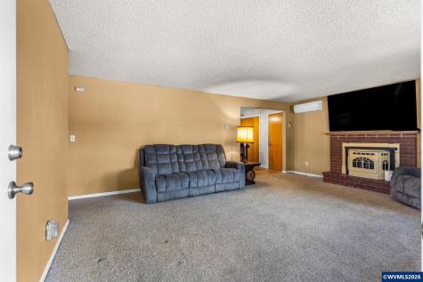 3965 48th Avenue NE Salem OR 97305