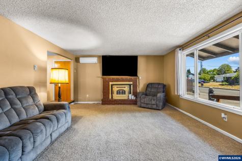 3965 48th Avenue NE Salem OR 97305