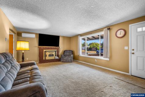 3965 48th Avenue NE Salem OR 97305