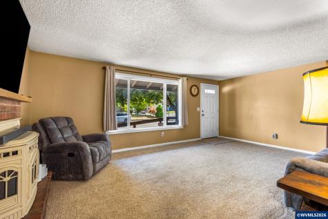 3965 48th Avenue NE Salem OR 97305