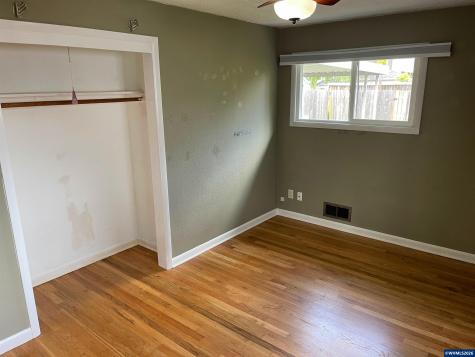 1175 Donna Avenue NE Salem OR 97301