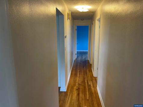 1175 Donna Avenue NE Salem OR 97301