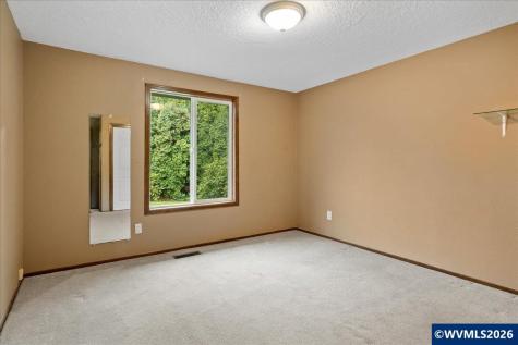 997 Julie Street N Keizer OR 97303