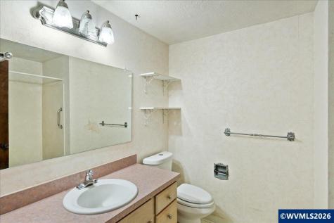 997 Julie Street N Keizer OR 97303