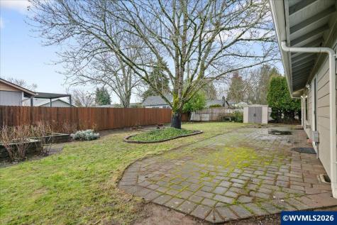 997 Julie Street N Keizer OR 97303