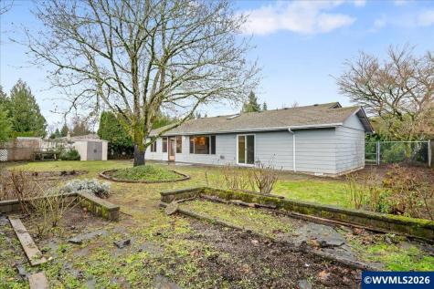 997 Julie Street N Keizer OR 97303