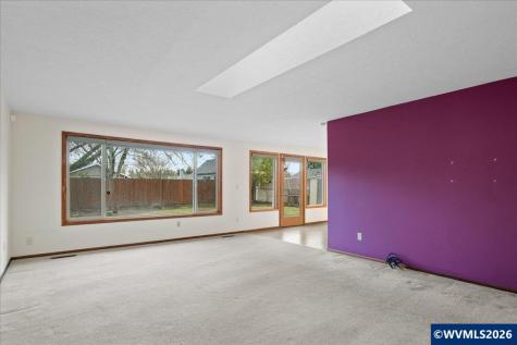 997 Julie Street N Keizer OR 97303