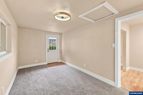 211 Sherman Street Amity OR 97101