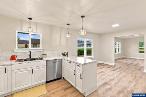 211 Sherman Street Amity OR 97101