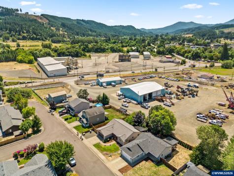 214 Jade Place Philomath OR 97370