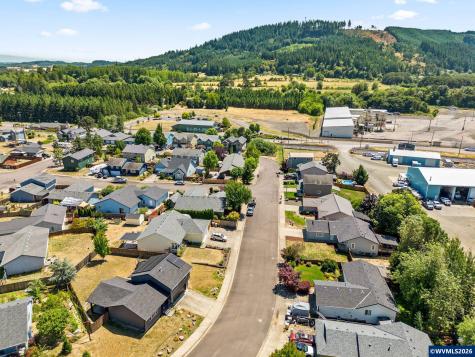 214 Jade Place Philomath OR 97370