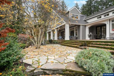 3200 Crestview Drive S Salem OR 97302