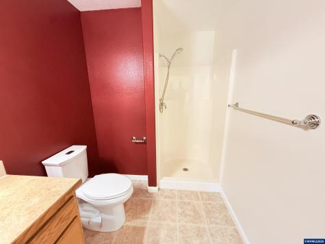 1780 Tamarack Street Sweet Home OR 97386