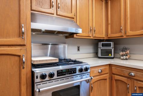 4215 Independence Highway Independence OR 97351