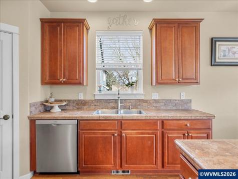 5274 Kali Street SE Salem OR 97306