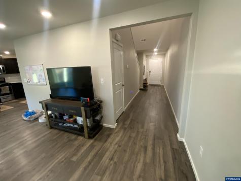 4777 Navigation Avenue NE Salem OR 97305
