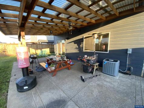 4777 Navigation Avenue NE Salem OR 97305
