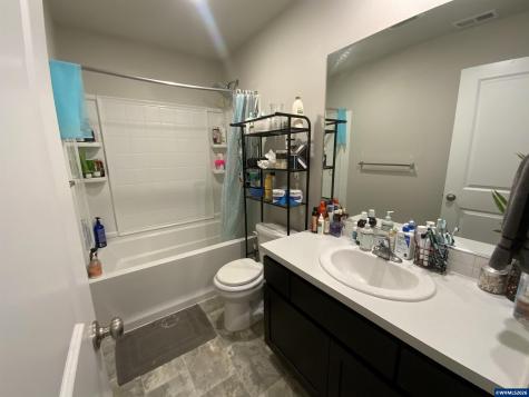 4777 Navigation Avenue NE Salem OR 97305