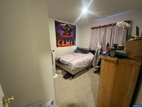 4777 Navigation Avenue NE Salem OR 97305