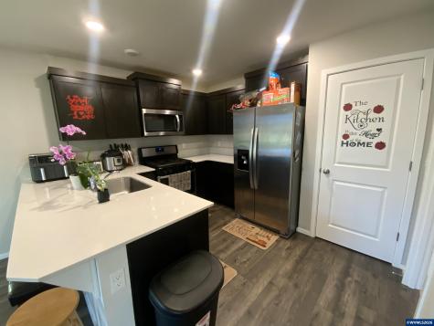 4777 Navigation Avenue NE Salem OR 97305