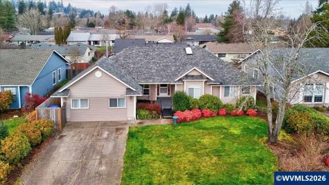 1923 Waymire Street NW Salem OR 97304