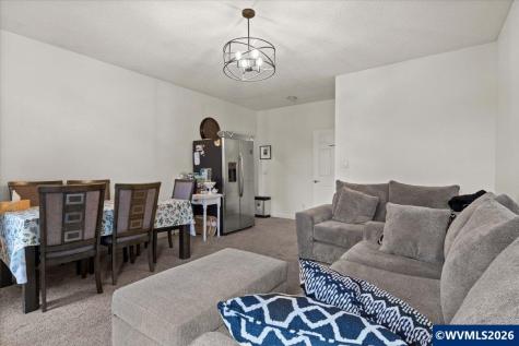 1923 Waymire Street NW Salem OR 97304