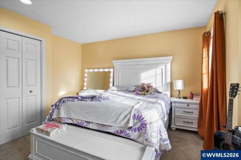 1923 Waymire Street NW Salem OR 97304