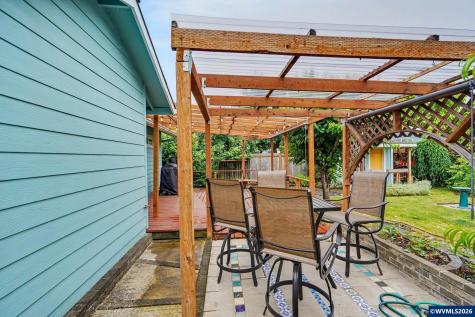 4255 Great Plains Drive NE Salem OR 97305