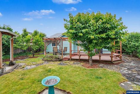 4255 Great Plains Drive NE Salem OR 97305