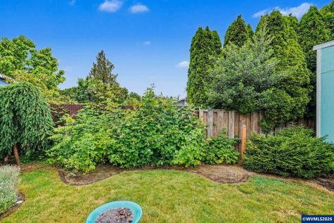 4255 Great Plains Drive NE Salem OR 97305