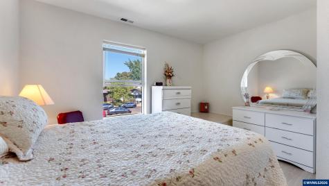 554 SW B Avenue Corvallis OR 97333
