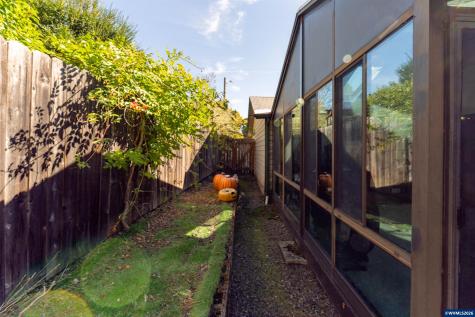 2620 NW Ginseng Place Corvallis OR 97330