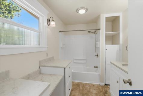 27536 Pearl Street Brownsville OR 97327
