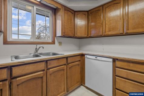 2496 62nd Avenue SE Salem OR 97317