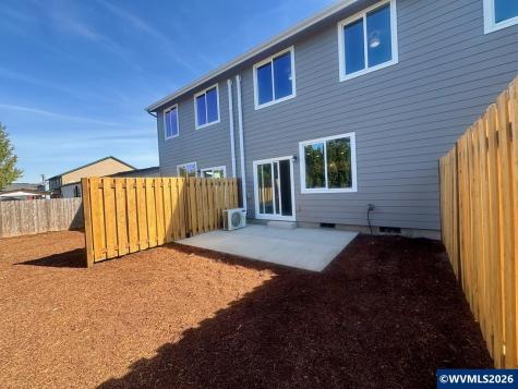 200 Gwinn Street E Monmouth OR 97361