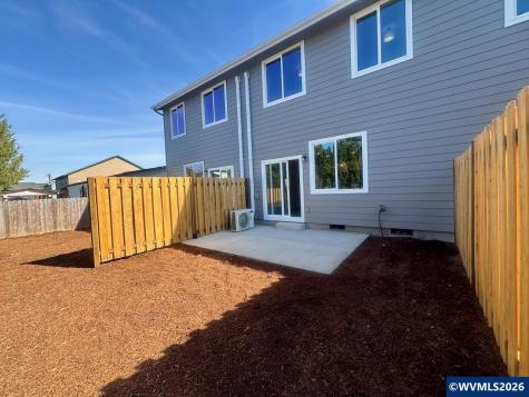 200 Gwinn Street E Monmouth OR 97361