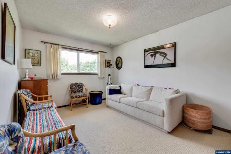 30248 S Barlow Road Hubbard OR 97032