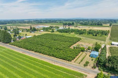 30248 S Barlow Road Hubbard OR 97032