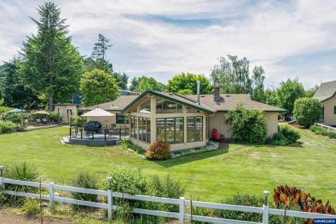 30248 S Barlow Road Hubbard OR 97032