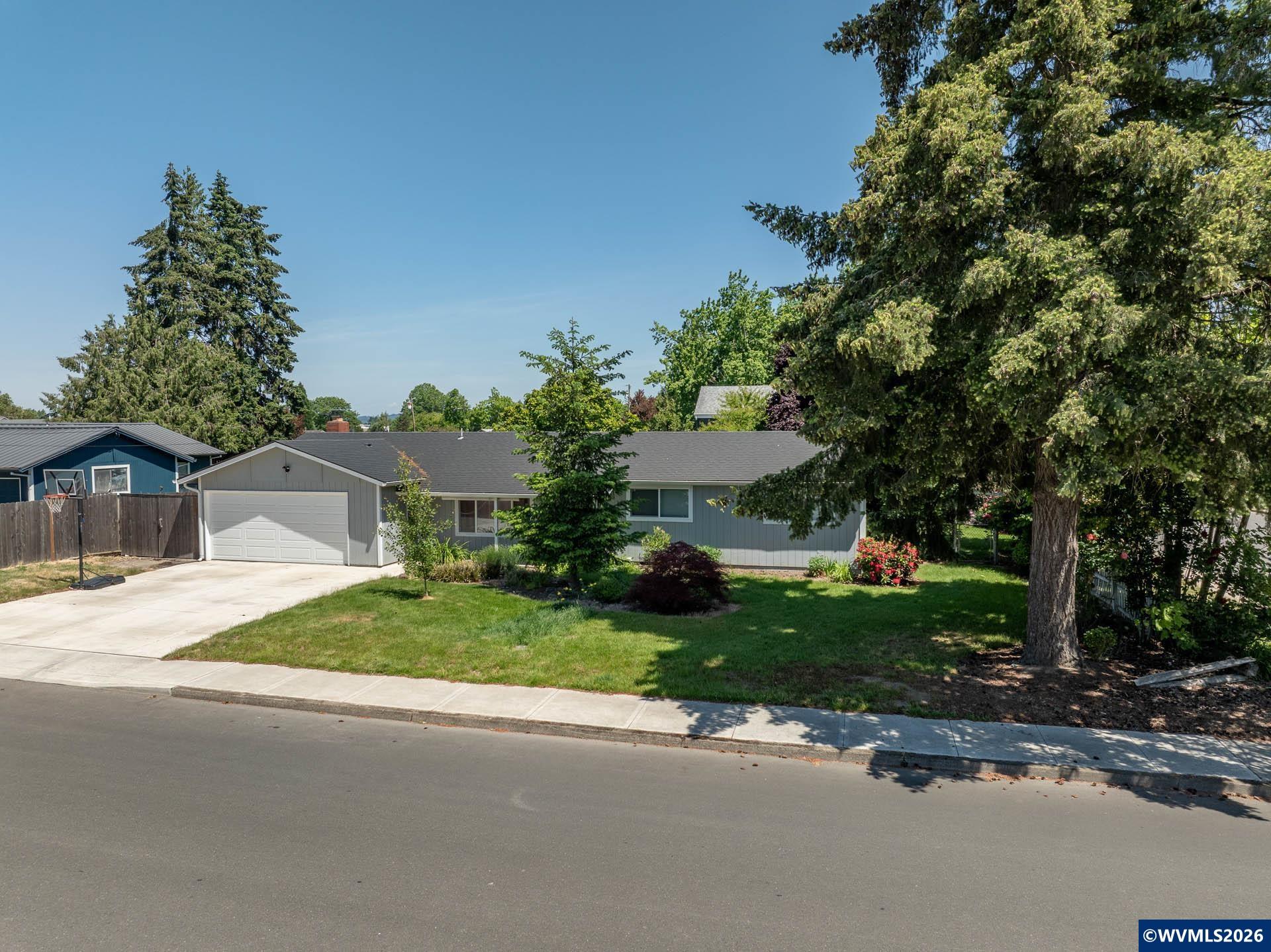 297 Heffley Street S Monmouth OR 97361