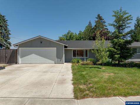 297 Heffley Street S Monmouth OR 97361