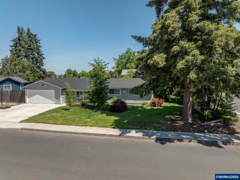 297 Heffley Street S Monmouth OR 97361