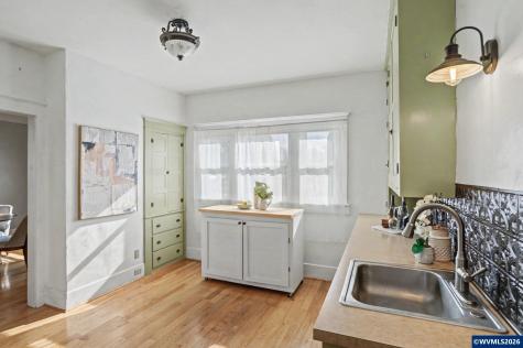 2116 Waverly Drive SE Albany OR 97322